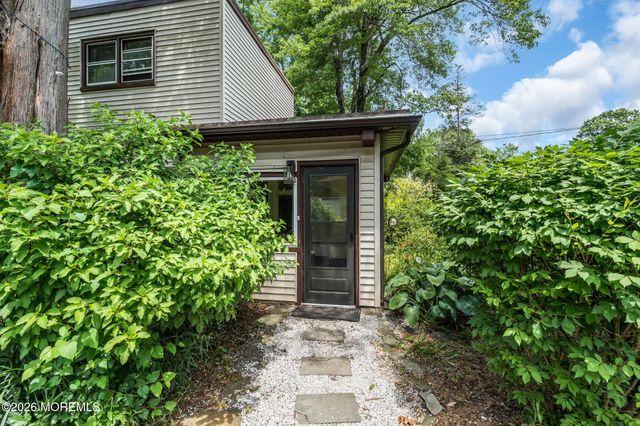 22 Pine Drive, Roosevelt, NJ 08555