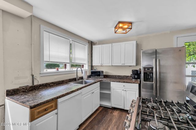 22 Pine Drive, Roosevelt, NJ 08555