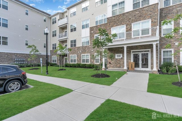 112 Lorhan Drive, Piscataway, NJ 08854