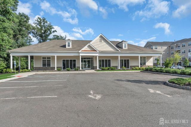 112 Lorhan Drive, Piscataway, NJ 08854