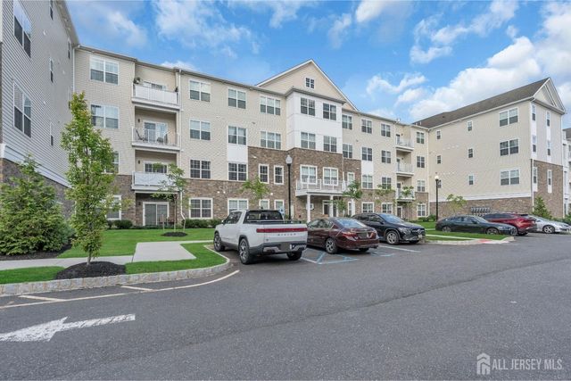 112 Lorhan Drive, Piscataway, NJ 08854