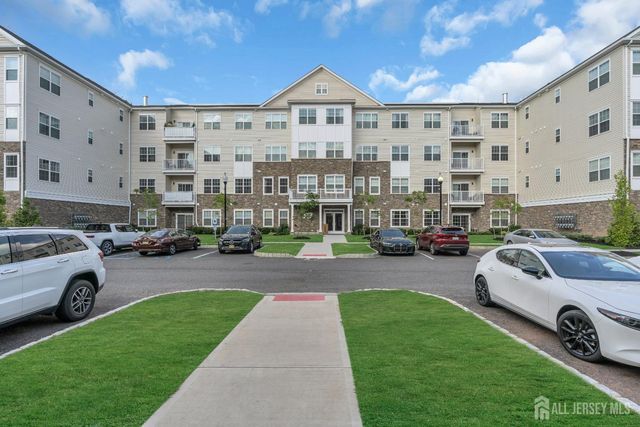 112 Lorhan Drive, Piscataway, NJ 08854