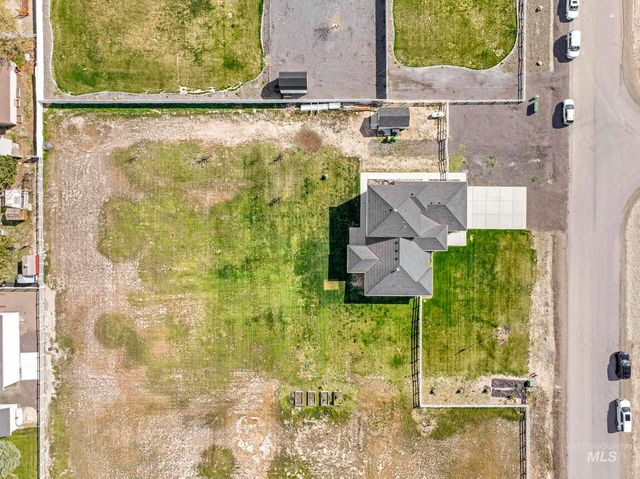 3734 N 2469 E, Twin Falls, ID 83301