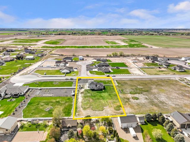 3734 N 2469 E, Twin Falls, ID 83301