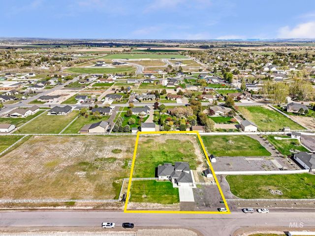 3734 N 2469 E, Twin Falls, ID 83301