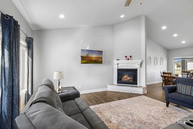 3734 N 2469 E, Twin Falls, ID 83301