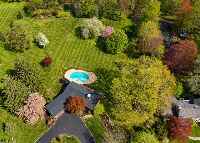 17 Reese Ave, Hackettstown Town, NJ 07840