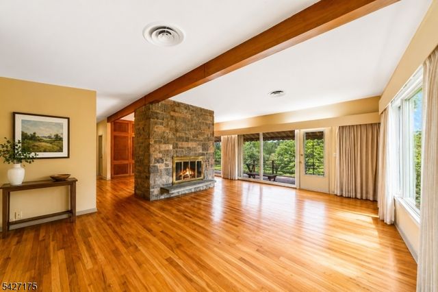 17 Reese Ave, Hackettstown Town, NJ 07840