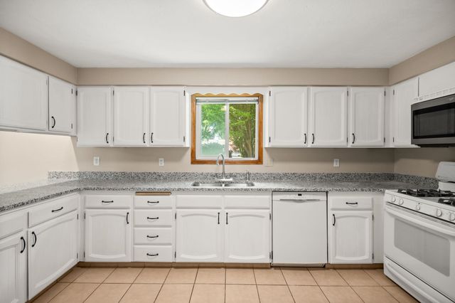 4508 S COOK St, Spokane, WA 99223