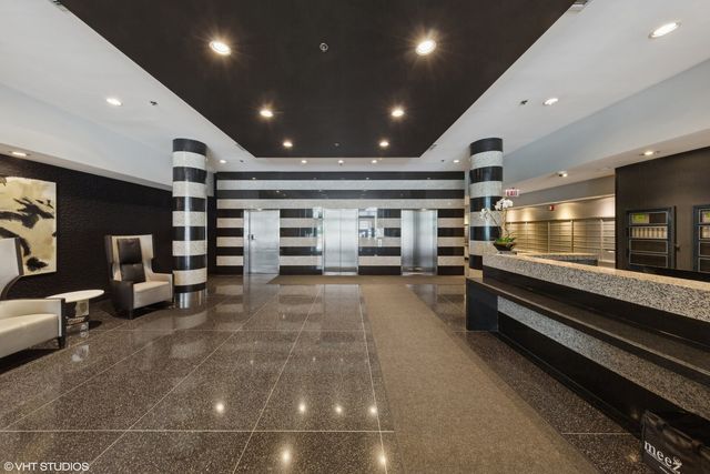 130 S CANAL Street 701, Chicago, IL 60606