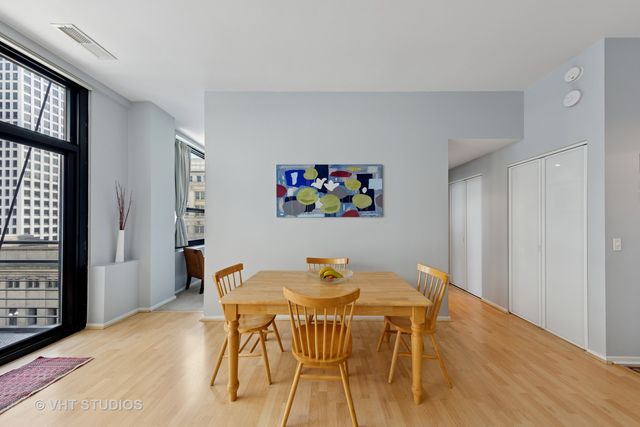 130 S CANAL Street 701, Chicago, IL 60606