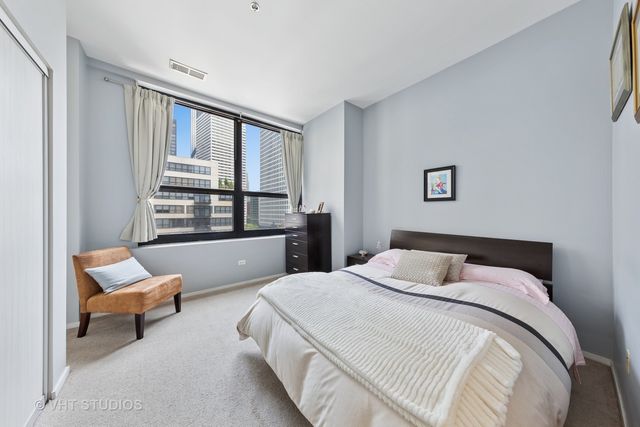 130 S CANAL Street 701, Chicago, IL 60606