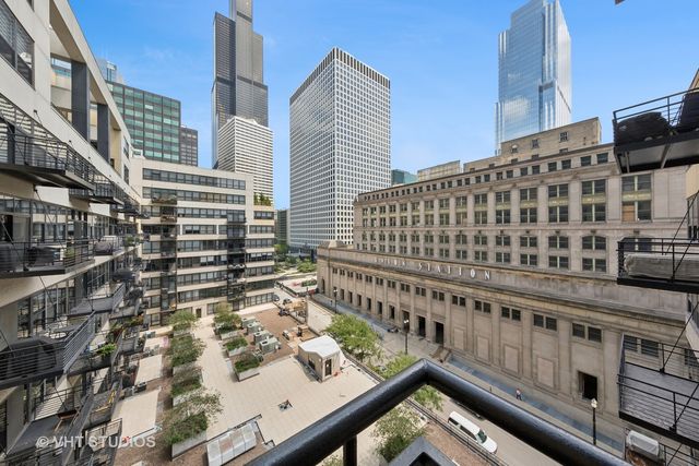 130 S CANAL Street 701, Chicago, IL 60606