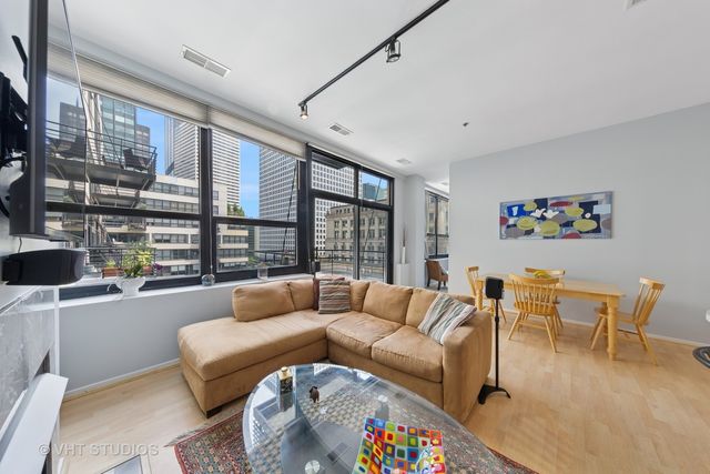 130 S CANAL Street 701, Chicago, IL 60606