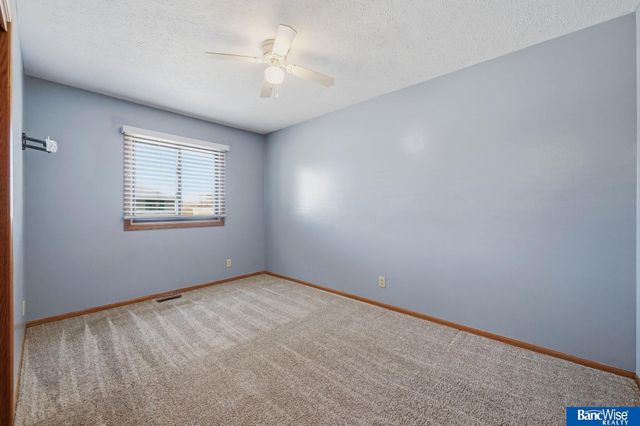 2540 NW 55th Street, Lincoln, NE 68524