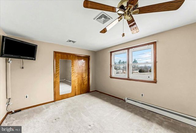 172 HILLTOP DR, Cochranville, PA 19330