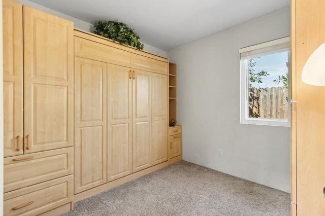 4830 Rayneal Way, Antelope, CA 95843
