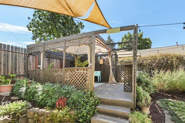 4830 Rayneal Way, Antelope, CA 95843