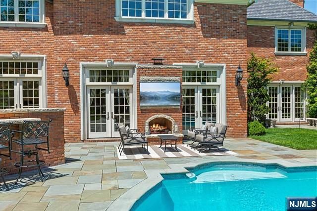 116 Truman Drive, Cresskill, NJ 07626