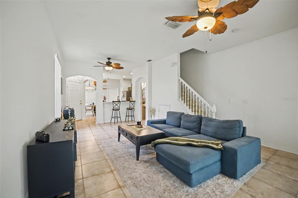 Image 10 of property listing at 2431 EARLSWOOD COURT, Brandon, FL 33510