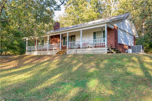 2011 Charmont Drive, Charleston, AR 72933
