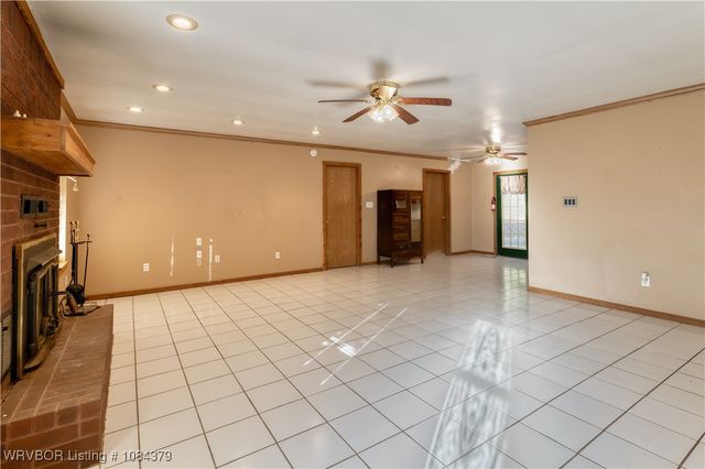 2011 Charmont Drive, Charleston, AR 72933