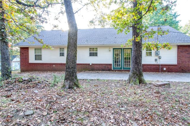 2011 Charmont Drive, Charleston, AR 72933