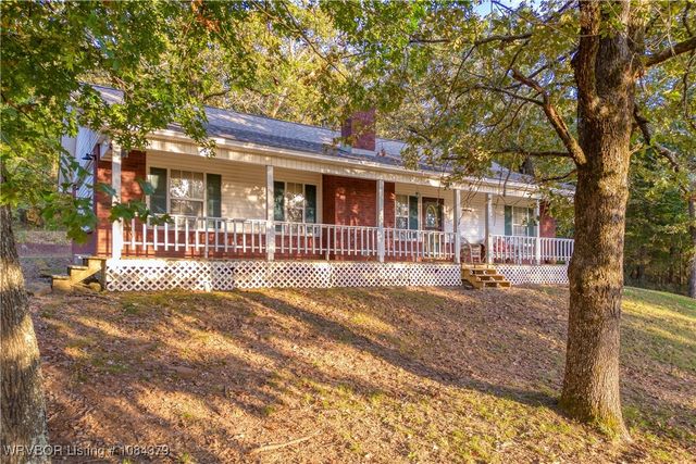 2011 Charmont Drive, Charleston, AR 72933