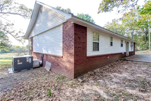 2011 Charmont Drive, Charleston, AR 72933