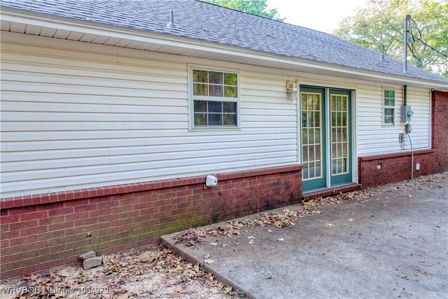 2011 Charmont Drive, Charleston, AR 72933