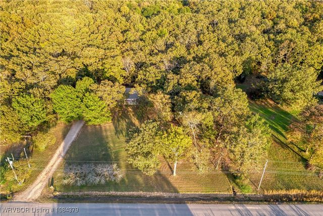 2011 Charmont Drive, Charleston, AR 72933