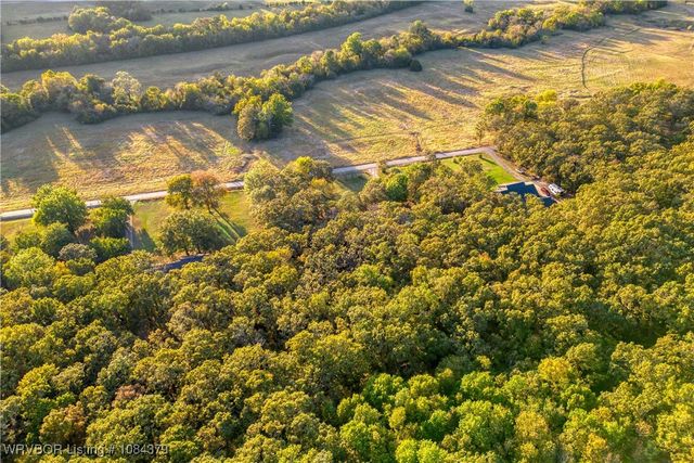 2011 Charmont Drive, Charleston, AR 72933