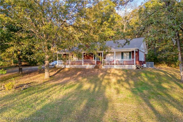 2011 Charmont Drive, Charleston, AR 72933