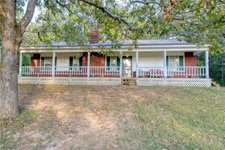 2011 Charmont Drive, Charleston, AR 72933