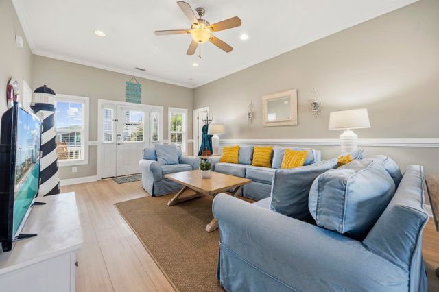 213 33rd Ave. N, North Myrtle Beach, SC 29582