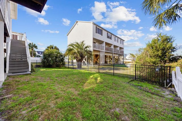 213 33rd Ave. N, North Myrtle Beach, SC 29582