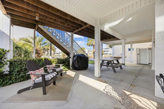 213 33rd Ave. N, North Myrtle Beach, SC 29582