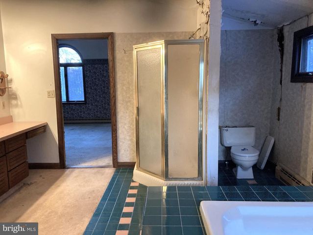 550 GREENHOUSE RD, Middleburg, PA 17842