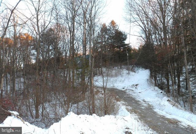 550 GREENHOUSE RD, Middleburg, PA 17842