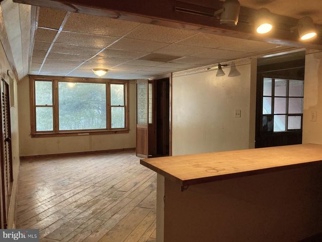 550 GREENHOUSE RD, Middleburg, PA 17842