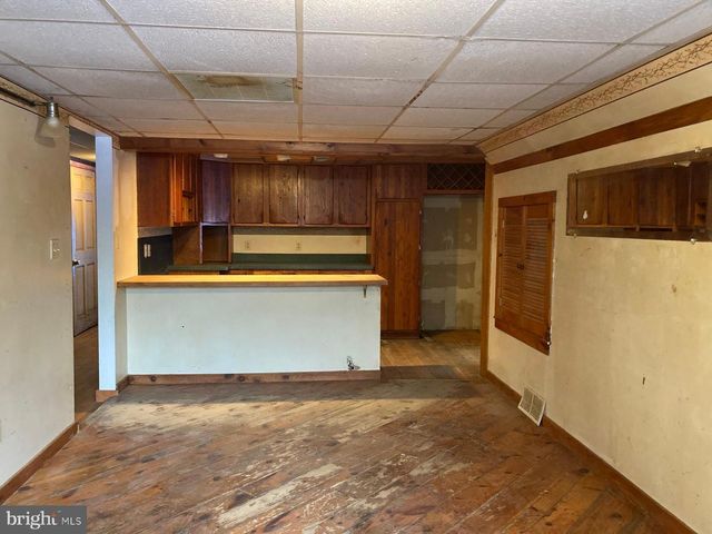 550 GREENHOUSE RD, Middleburg, PA 17842