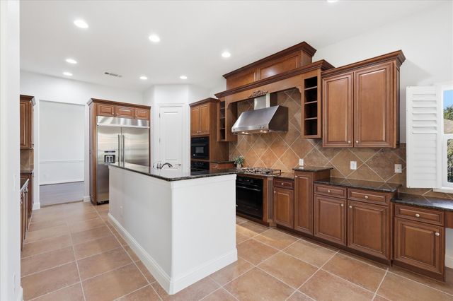 7045 Lake Mead Court, Frisco, TX 75036