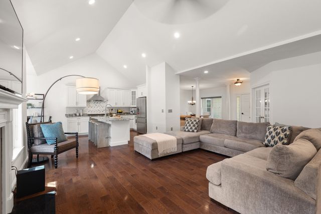 67 Bayberry Hill Road, Attleboro, MA 02703