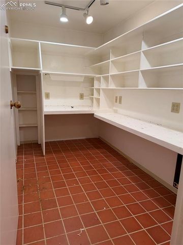 1713 W Boulder Street, Colorado Springs, CO 80904