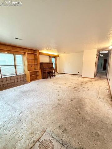 1713 W Boulder Street, Colorado Springs, CO 80904