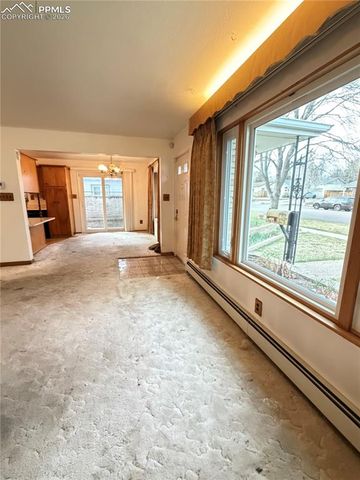 1713 W Boulder Street, Colorado Springs, CO 80904