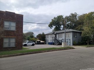703 W French Pl Apt 5, San Antonio, TX 78212