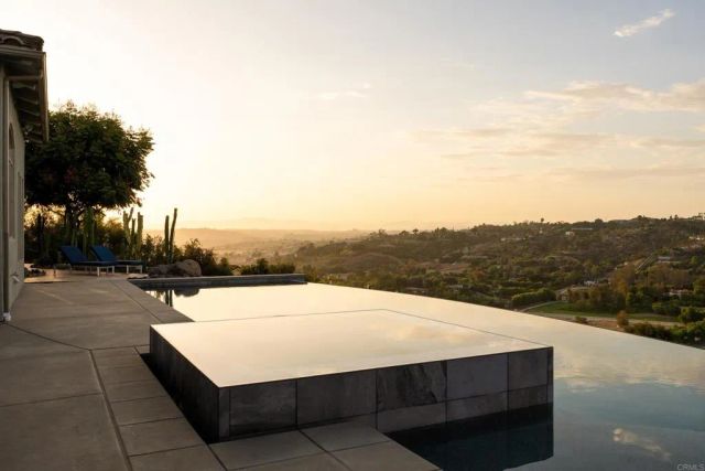 30330 Via Maria Elena, Bonsall, CA 92003
