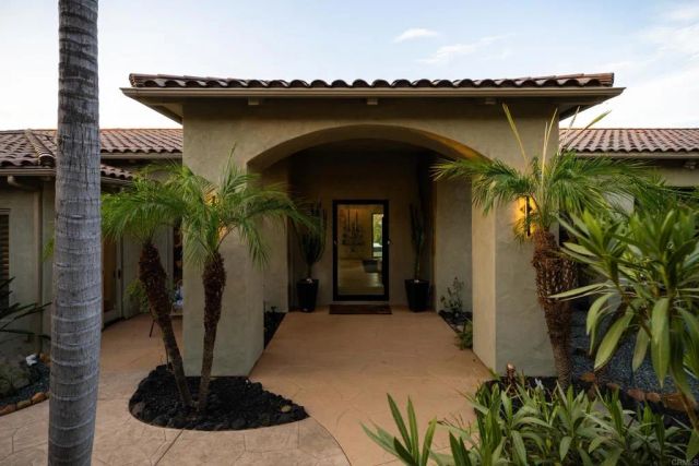 30330 Via Maria Elena, Bonsall, CA 92003