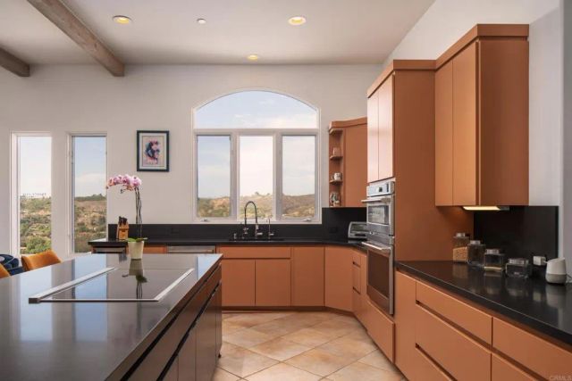 30330 Via Maria Elena, Bonsall, CA 92003